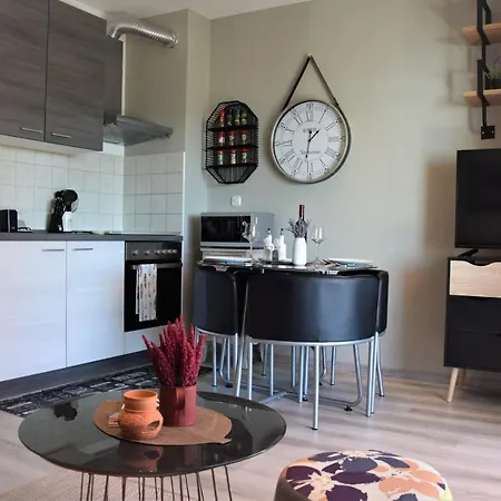 Blue Lagoon Apartment *
